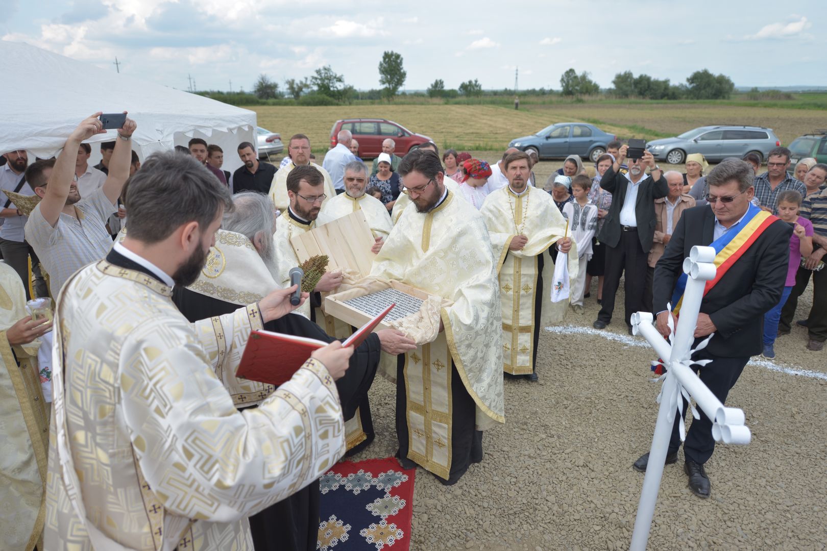 Punerea pietrei de temelie pentru noua biserică din Podul Jijiei