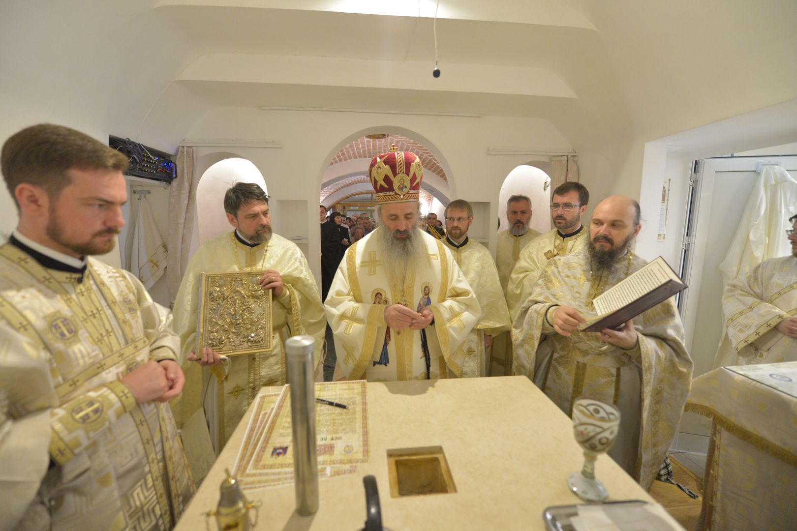 Paraclisul „Sfânta Treime” al Spitalului Providența a fost târnosit