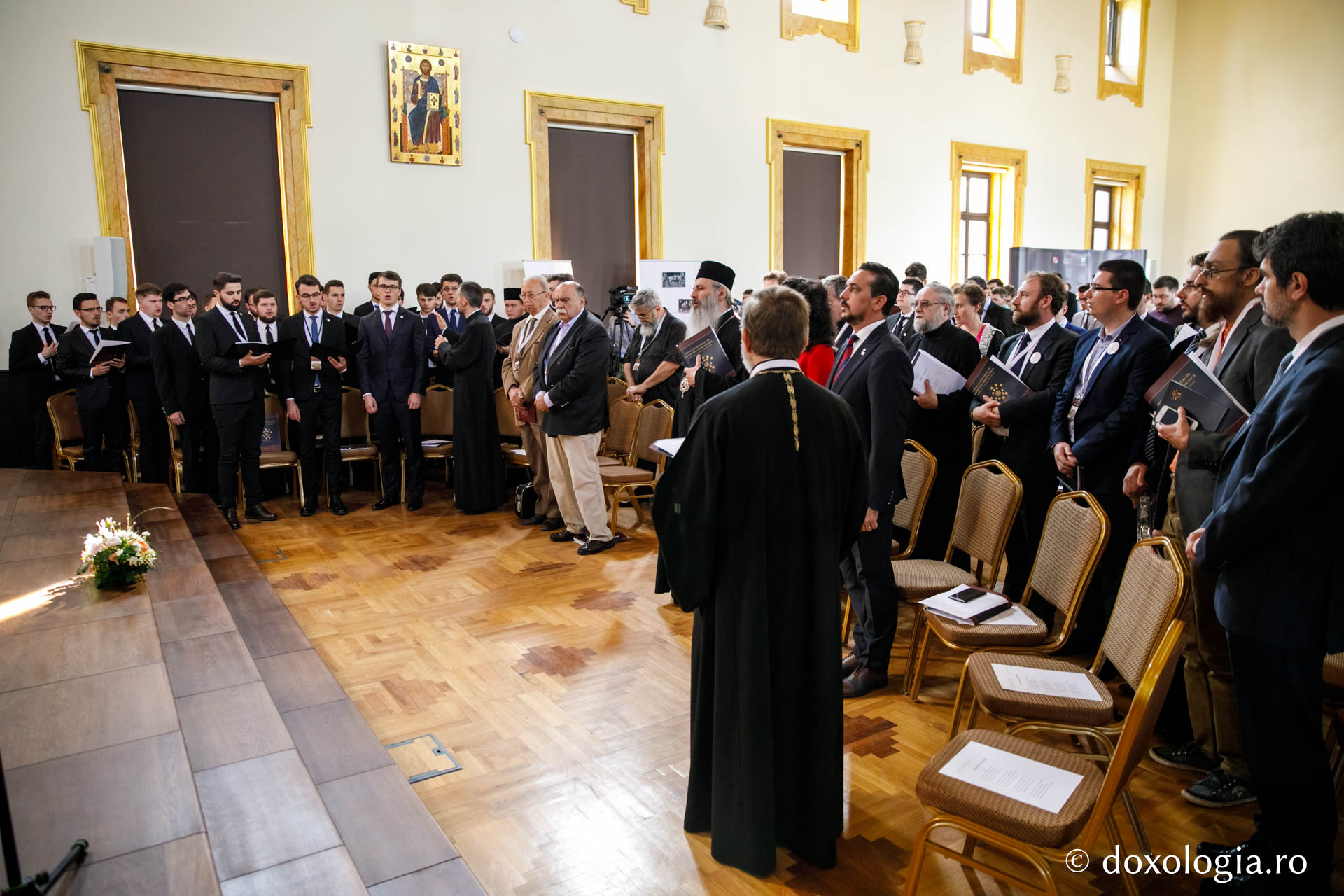 Simpozionul „Stăniloae” – Radu Preda: „Identitatea nu se definește prin delimitări față de alții ci este reperabilă pentru că este parte a unui întreg mai mare”