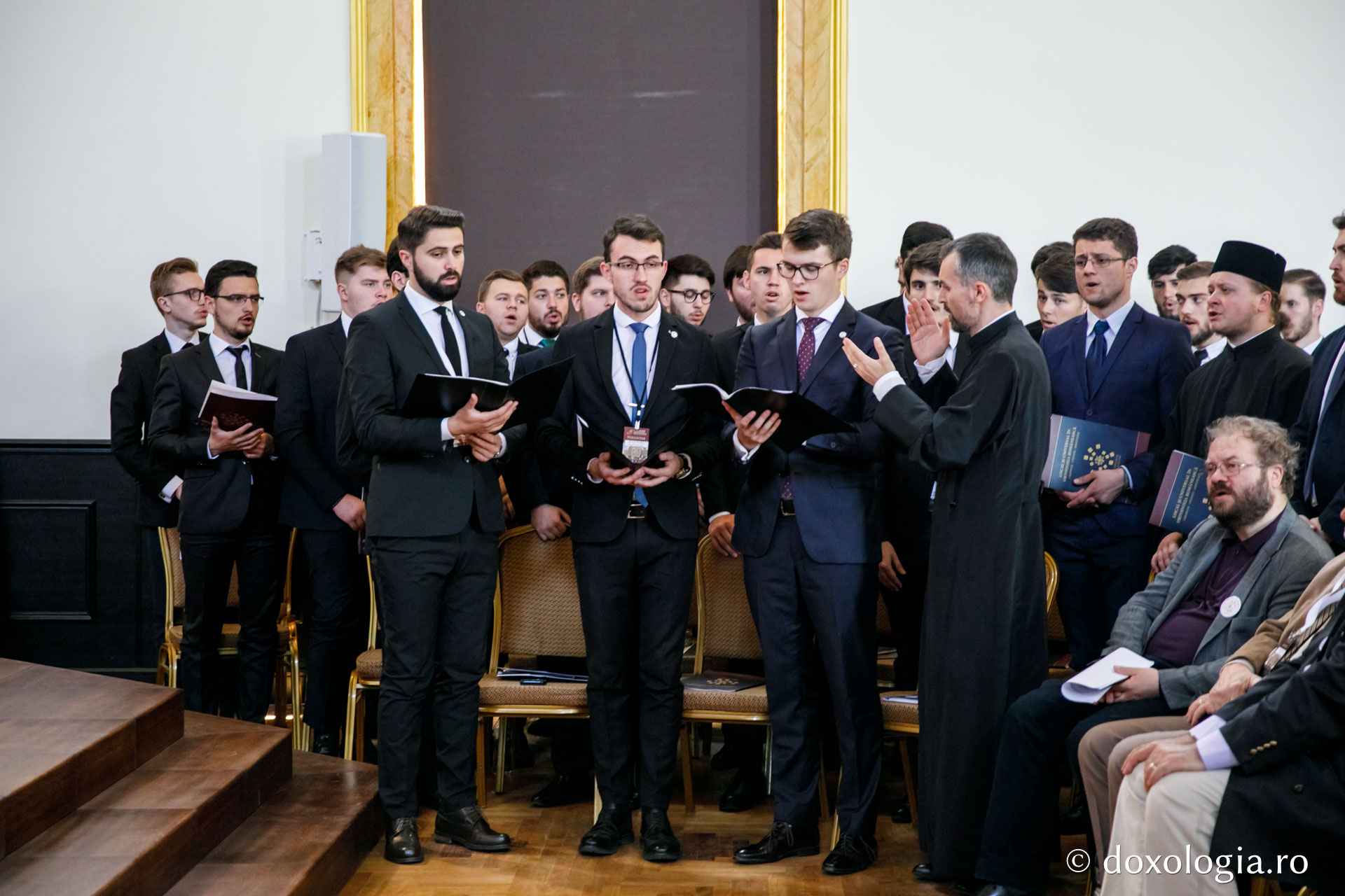 Simpozionul „Stăniloae” – Radu Preda: „Identitatea nu se definește prin delimitări față de alții ci este reperabilă pentru că este parte a unui întreg mai mare”