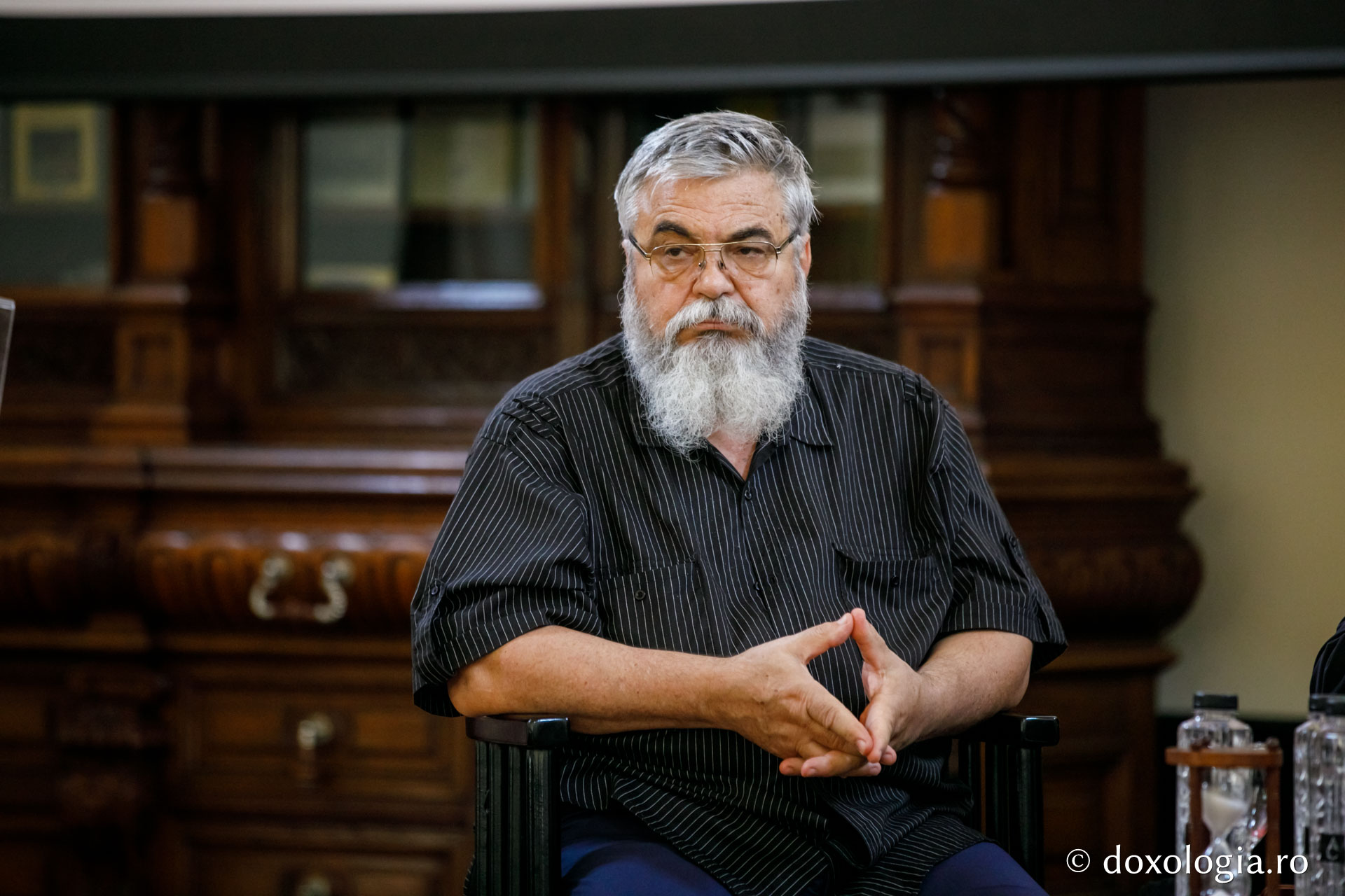 Simpozionul „Stăniloae” – Radu Preda: „Identitatea nu se definește prin delimitări față de alții ci este reperabilă pentru că este parte a unui întreg mai mare”