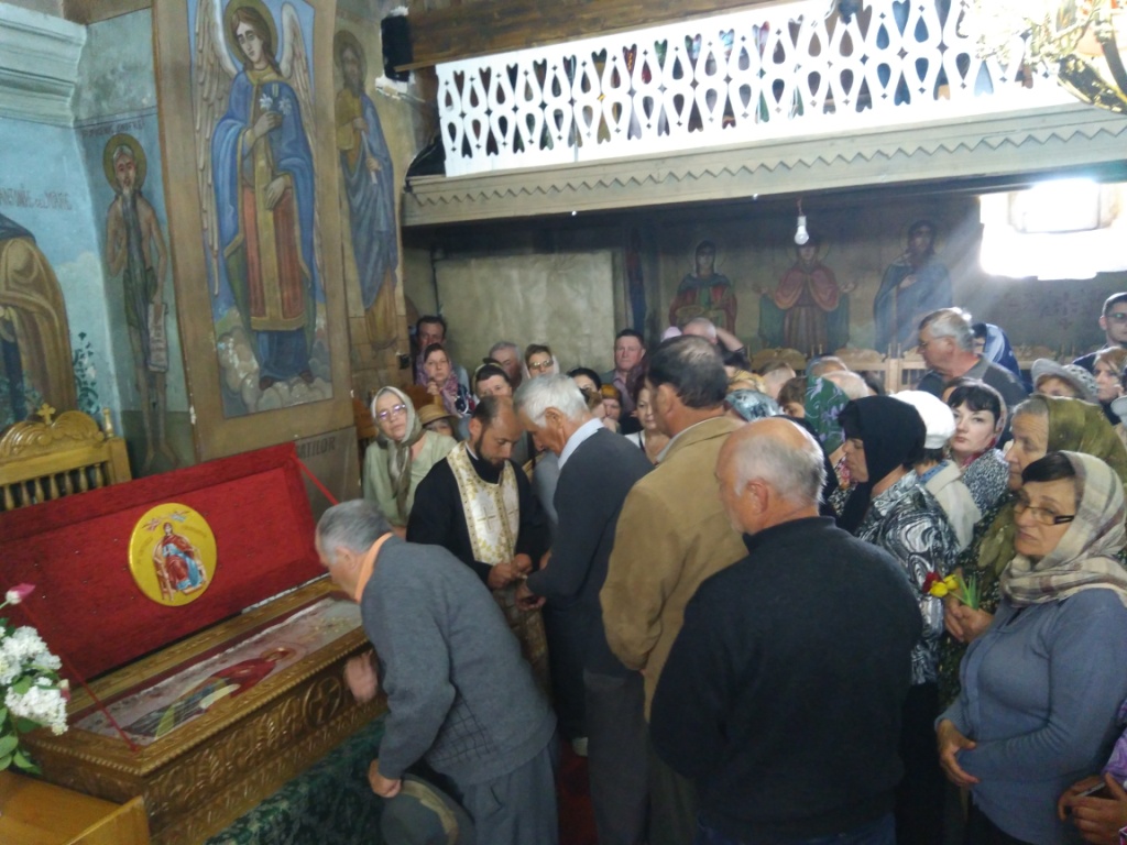 Sfinţirea aşezământului social-filantropic din Parohia Hangani Sfinţirea aşezământului social-filantropic din Parohia Hangani