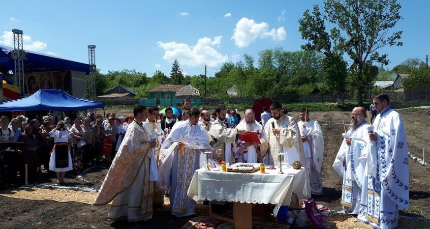 Preasfinţitul Ignatie: „Rugăciunea şi Cuvântul lui Dumnezeu sunt cel mai puternic antidepresiv”