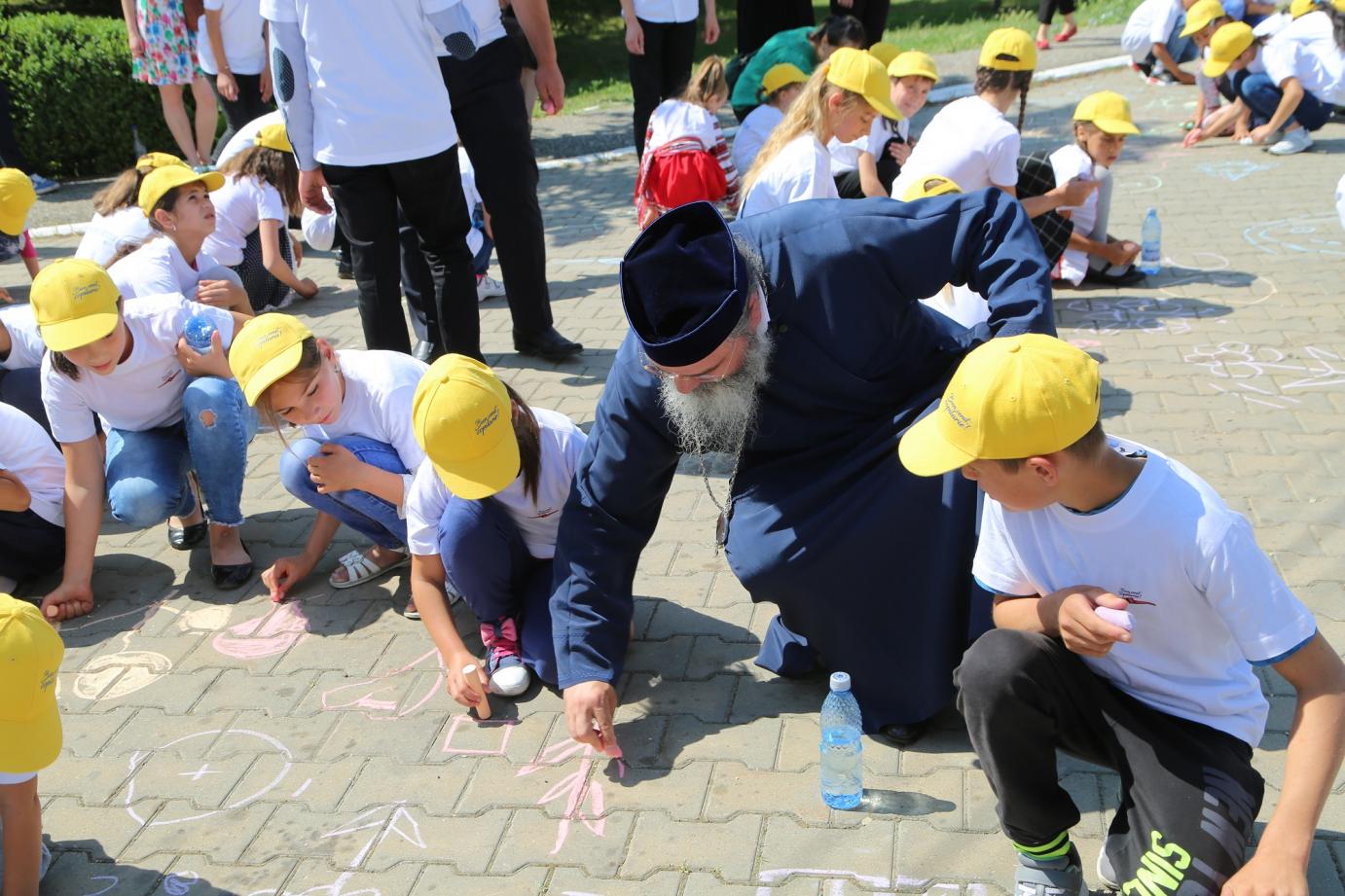 Preasfințitul Ignatie: „Noi îi iubim pe copii pentru ceea ce sunt, nu pentru ceea ce au” (galerie foto)