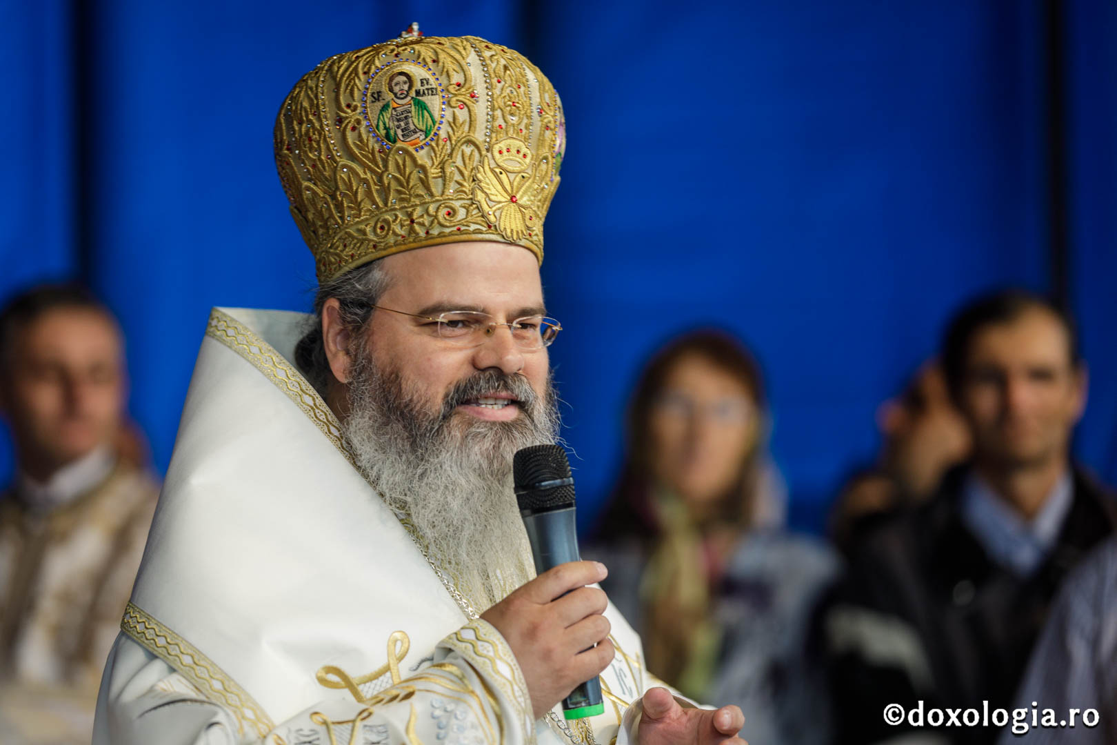 Hramul Catedralei Episcopale din Huși: 4 ierarhi au săvârșit Sfânta Liturghie