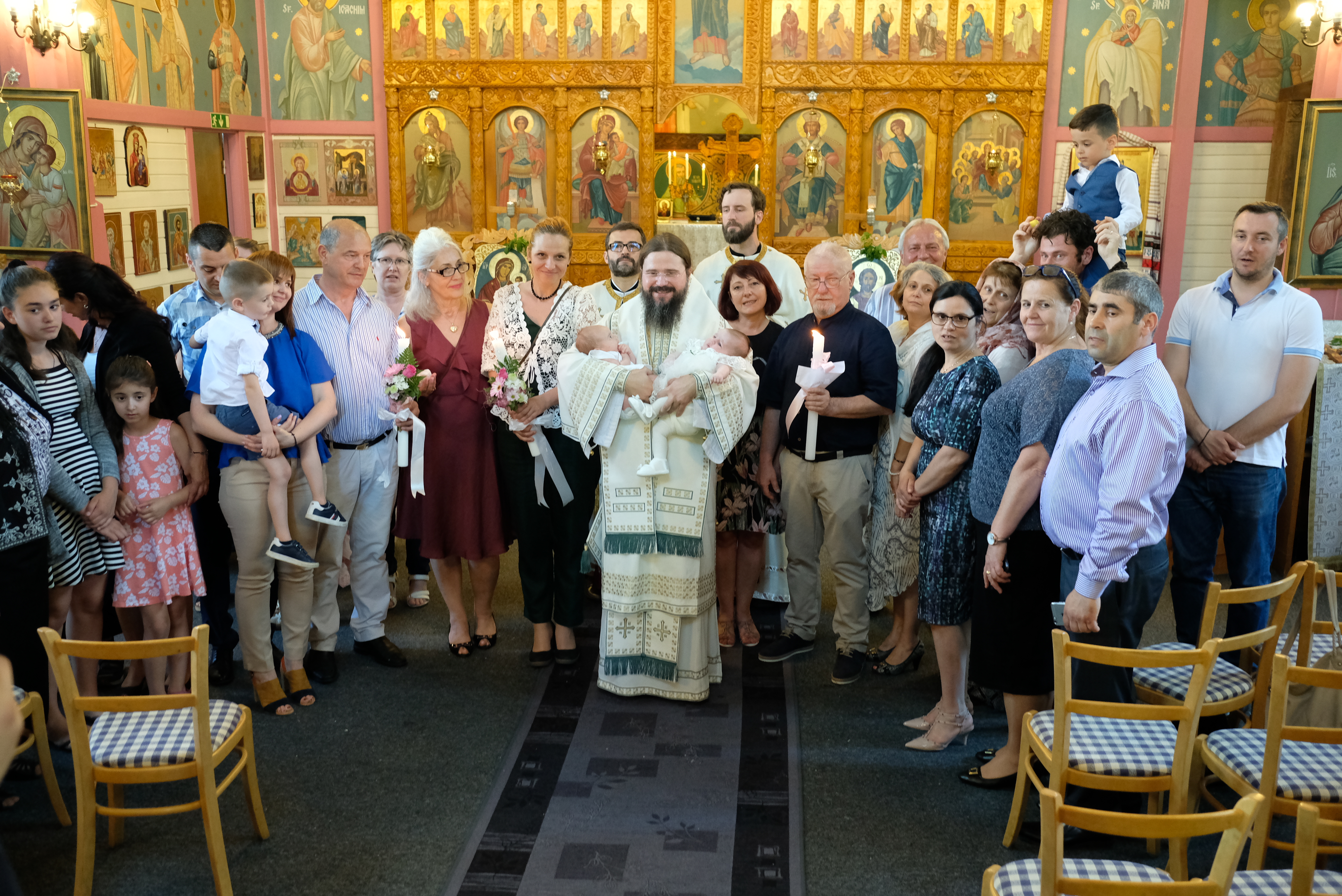 PS Macarie:  „Unul dintre semnele distinctive că încă nu ne-am pierdut copilăria este capacitatea de a ne bucura de fața luminoasă a pruncilor”