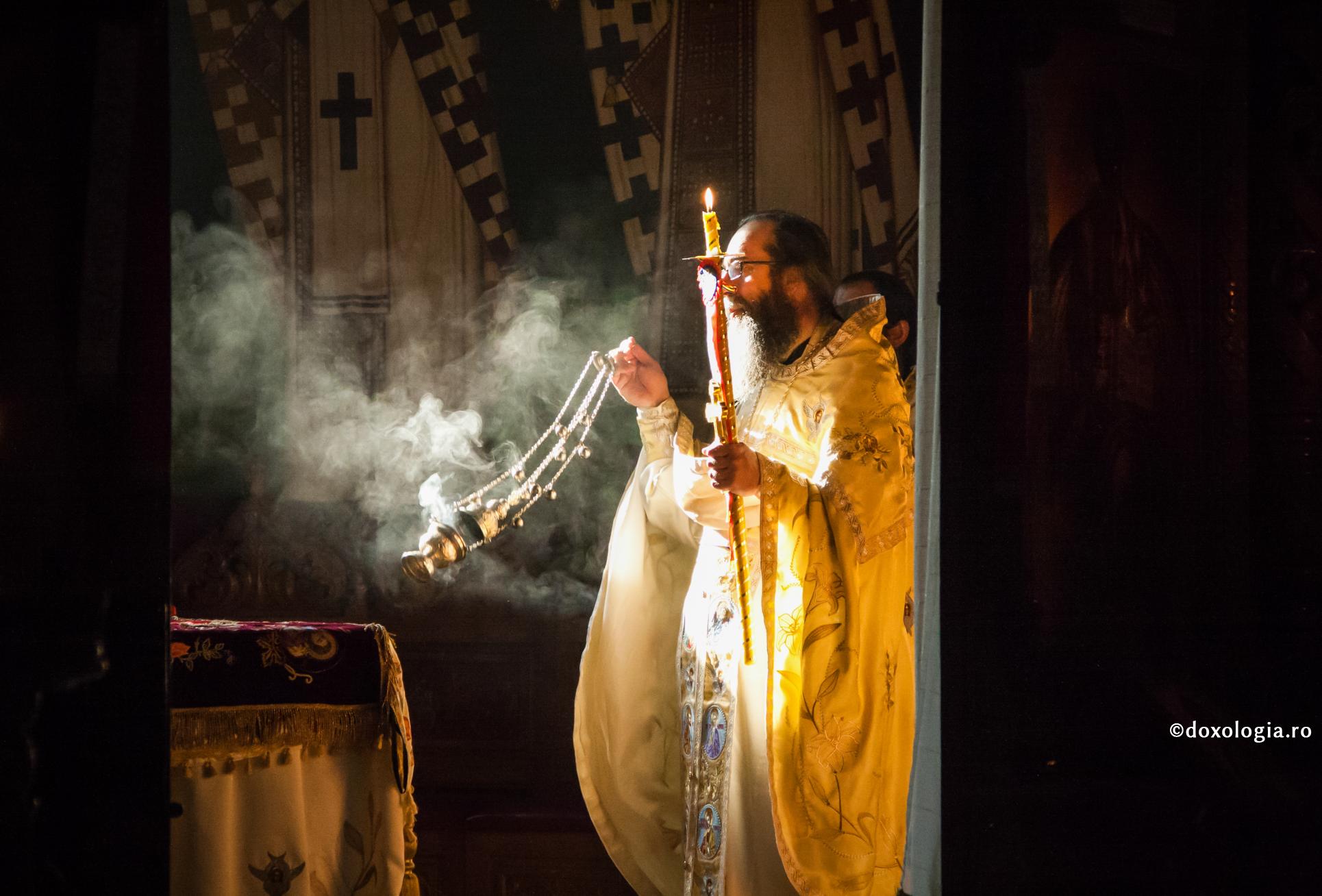 Tămâia – semn al inimii deschise către Dumnezeu