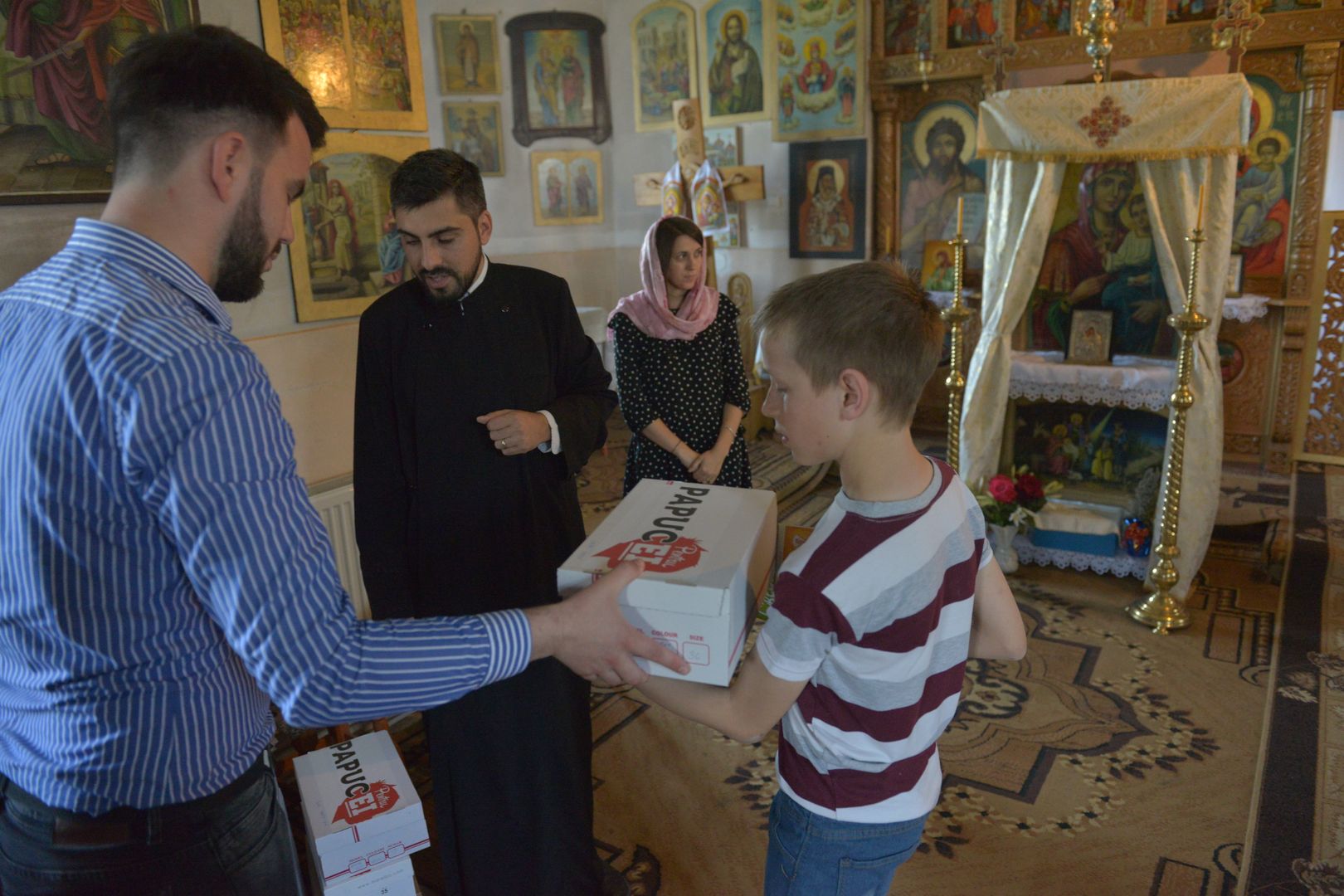 „Cutia cu papucei pentru Ei” alături de copii de Ziua Copilului – bucurie și dăruire