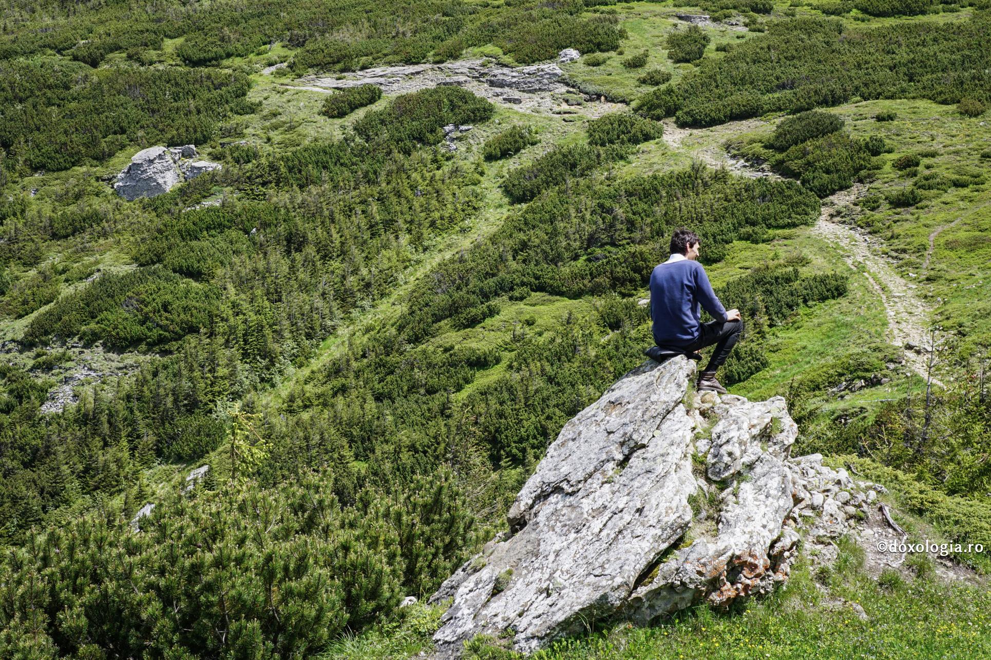 (Video) „Omul este singura făptură care se naște fără instrucțiuni de folosire a vieții”
