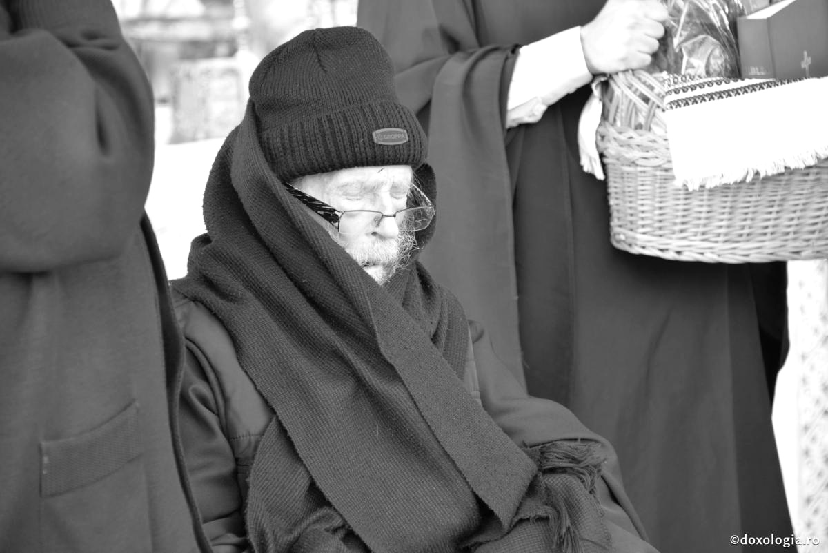 Părintele Arhimandrit Mina Dobzeu a trecut la Domnul