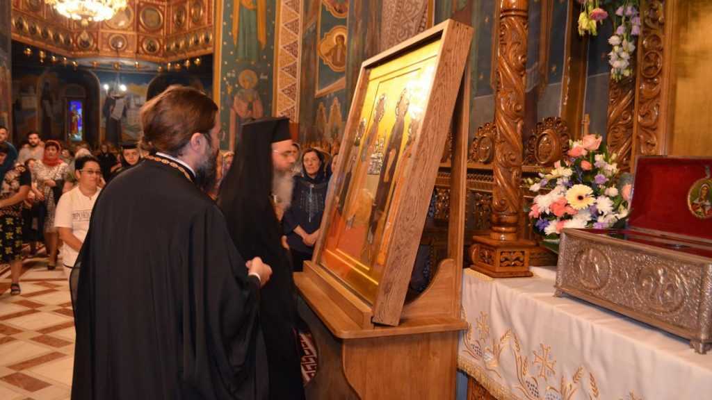 Hramul Catedralei Episcopale din Huși: 4 ierarhi au săvârșit Sfânta Liturghie