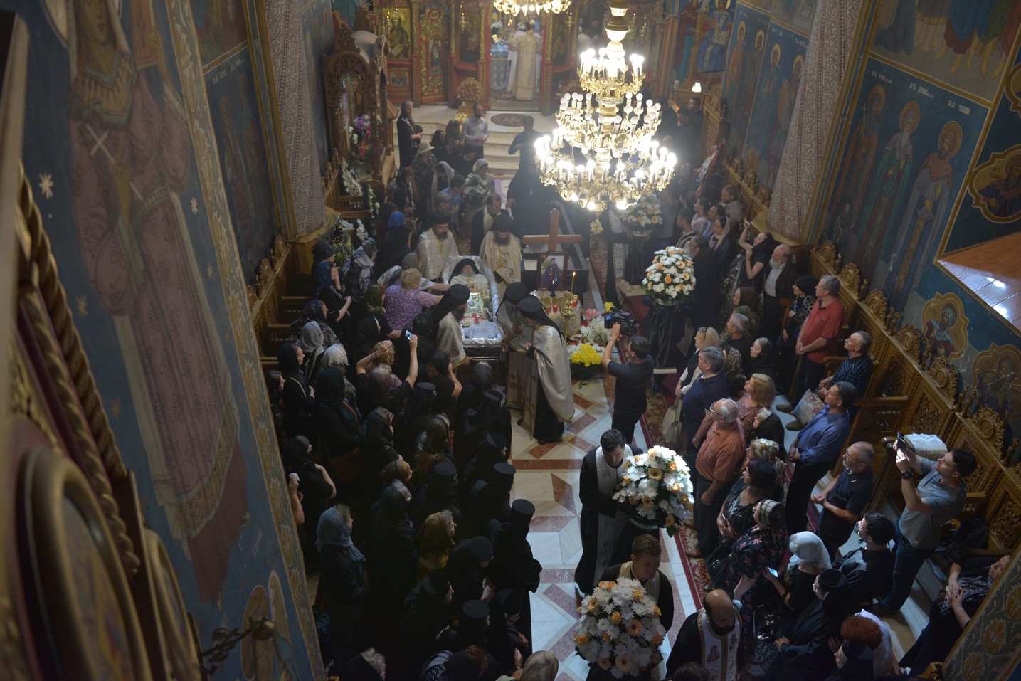 Părintele mărturisitor Mina Dobzeu a primit „sărutarea cea mai de pe urmă“