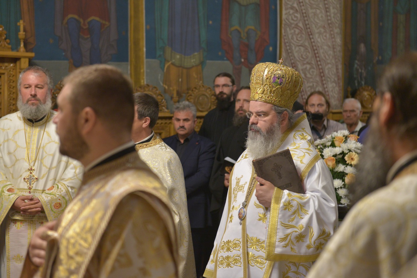 Părintele mărturisitor Mina Dobzeu a primit „sărutarea cea mai de pe urmă“