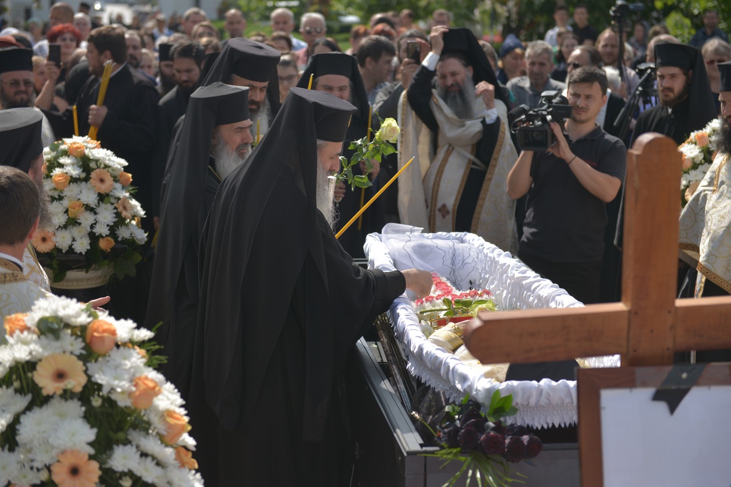 Părintele mărturisitor Mina Dobzeu a primit „sărutarea cea mai de pe urmă“