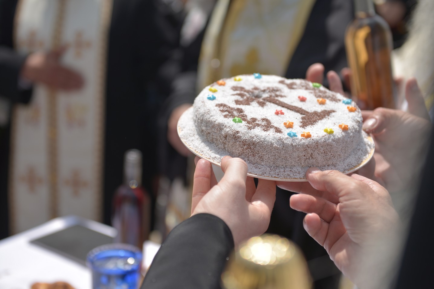 Părintele mărturisitor Mina Dobzeu a primit „sărutarea cea mai de pe urmă“