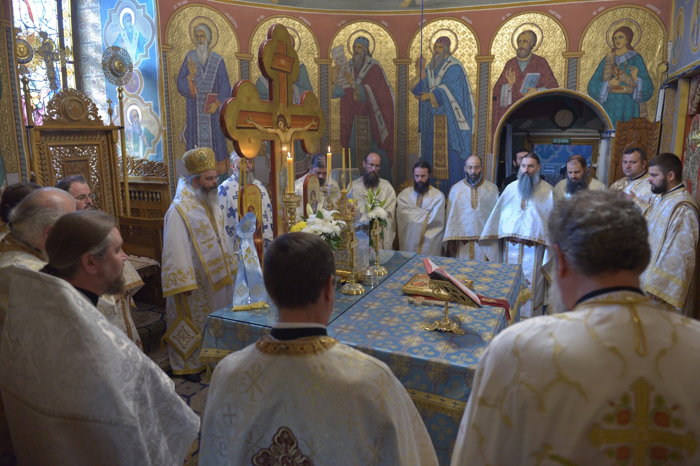 Părintele mărturisitor Mina Dobzeu a primit „sărutarea cea mai de pe urmă“