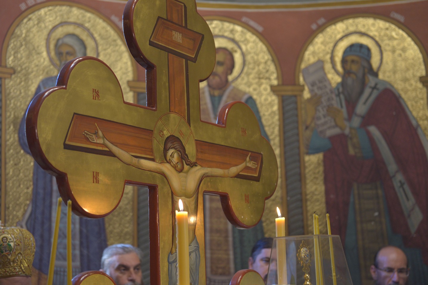 Părintele mărturisitor Mina Dobzeu a primit „sărutarea cea mai de pe urmă“