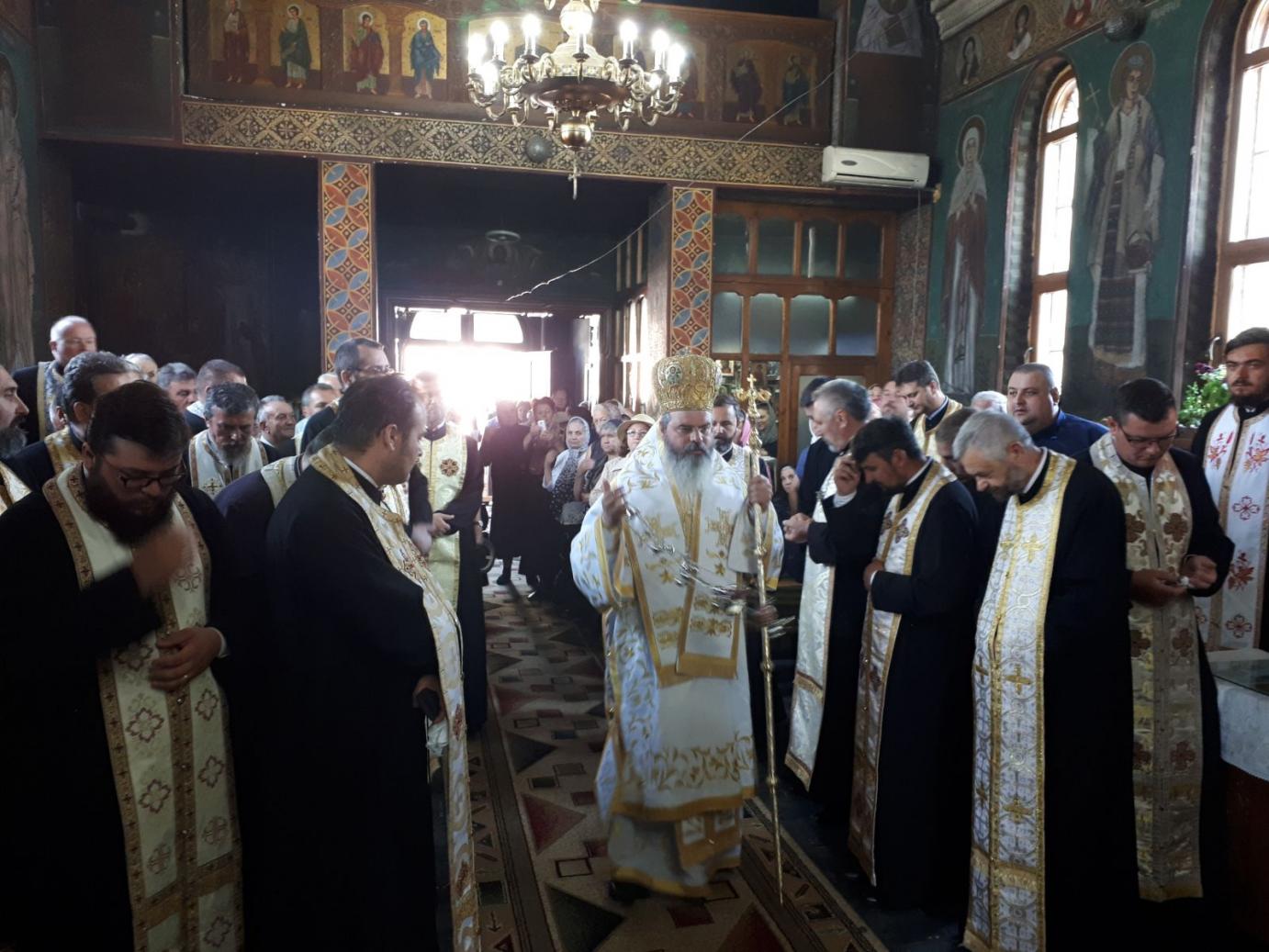 Preoţii Protopopiatului Bârlad, în conferinţă semestrială