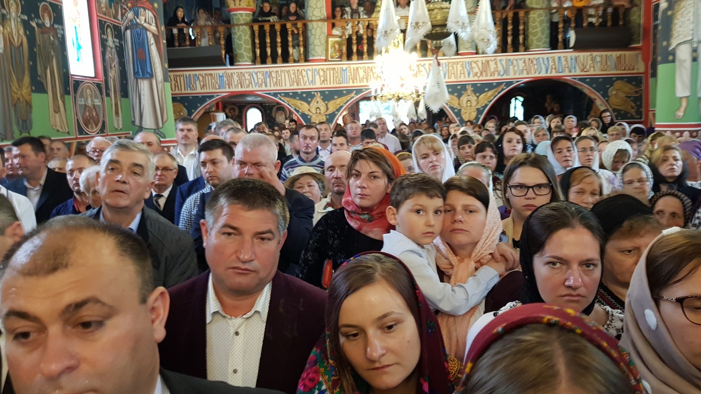 IPS Pimen, la sfințirea bisericii din Ipotești: „Să ne îngrijim de hrana pentru trup, dar nu îngrijorându-ne”