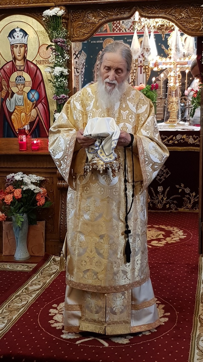 IPS Pimen, la sfințirea bisericii din Ipotești: „Să ne îngrijim de hrana pentru trup, dar nu îngrijorându-ne”