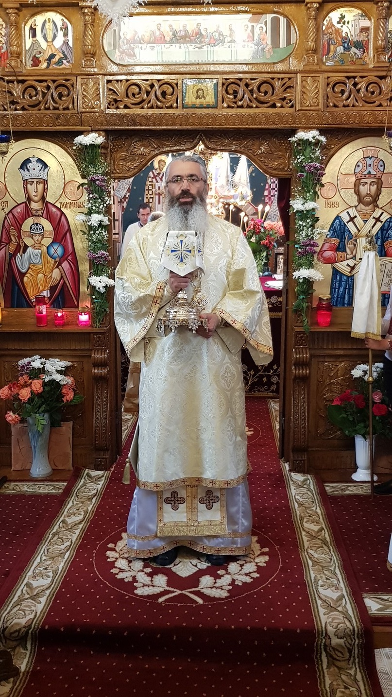 IPS Pimen, la sfințirea bisericii din Ipotești: „Să ne îngrijim de hrana pentru trup, dar nu îngrijorându-ne”