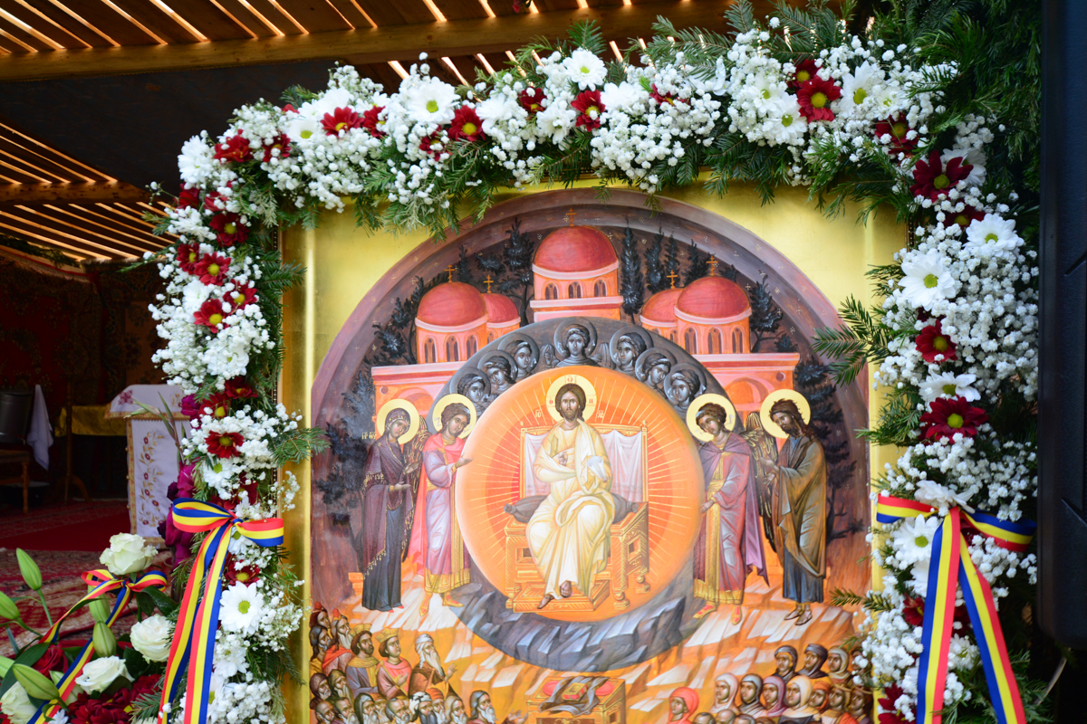 IPS Mitropolit Teofan, la Mănăstirea Tarcău: „Sfinții sunt cei care, prin taina smereniei lor, nu doresc să-l domine pe celălalt”