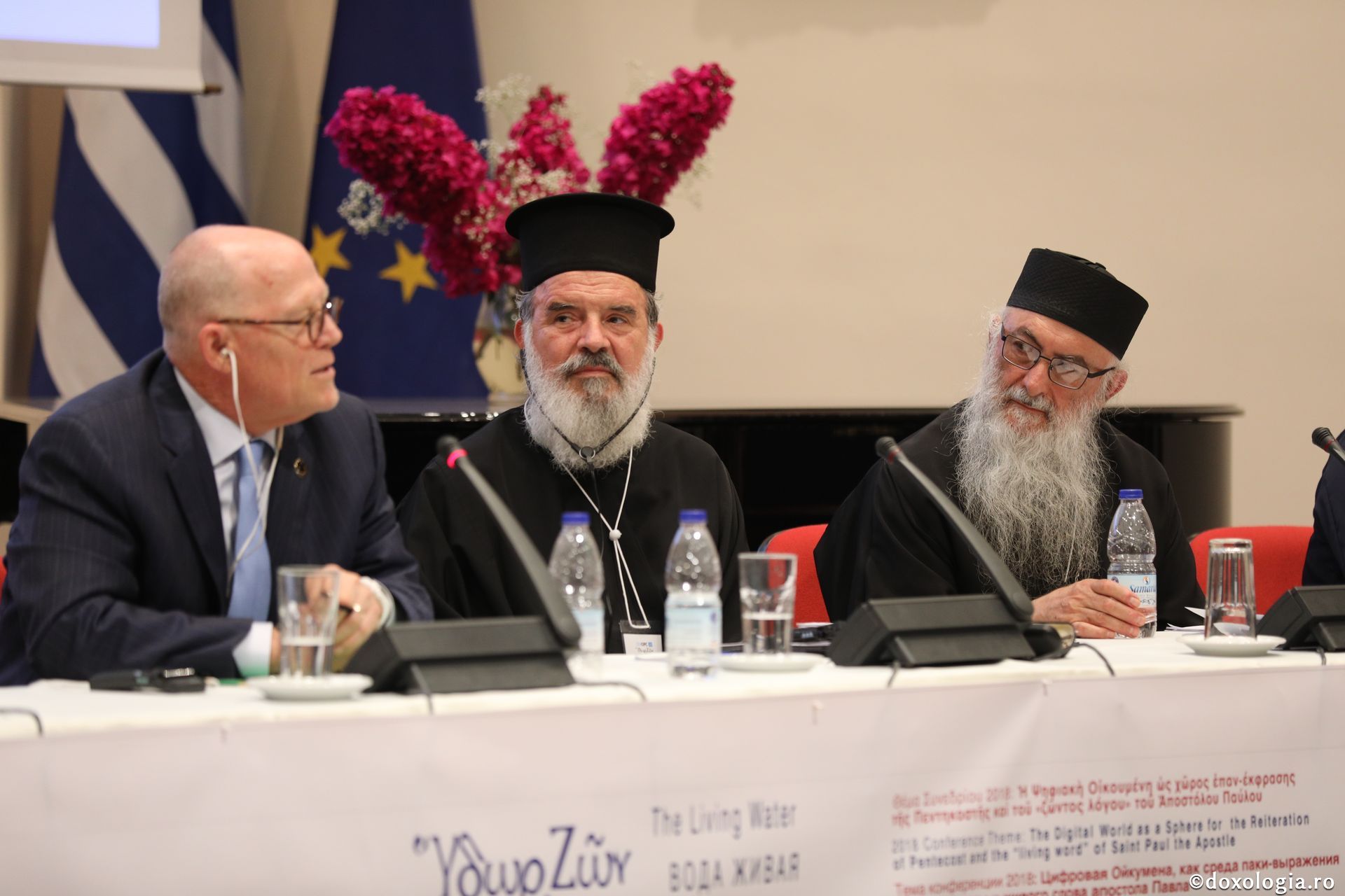 Părintele Zaharia Zaharou, la DMOPC18: „Tehnologia digitală Îi slujește sau Îl înlătură pe Dumnezeu din Biserică?”