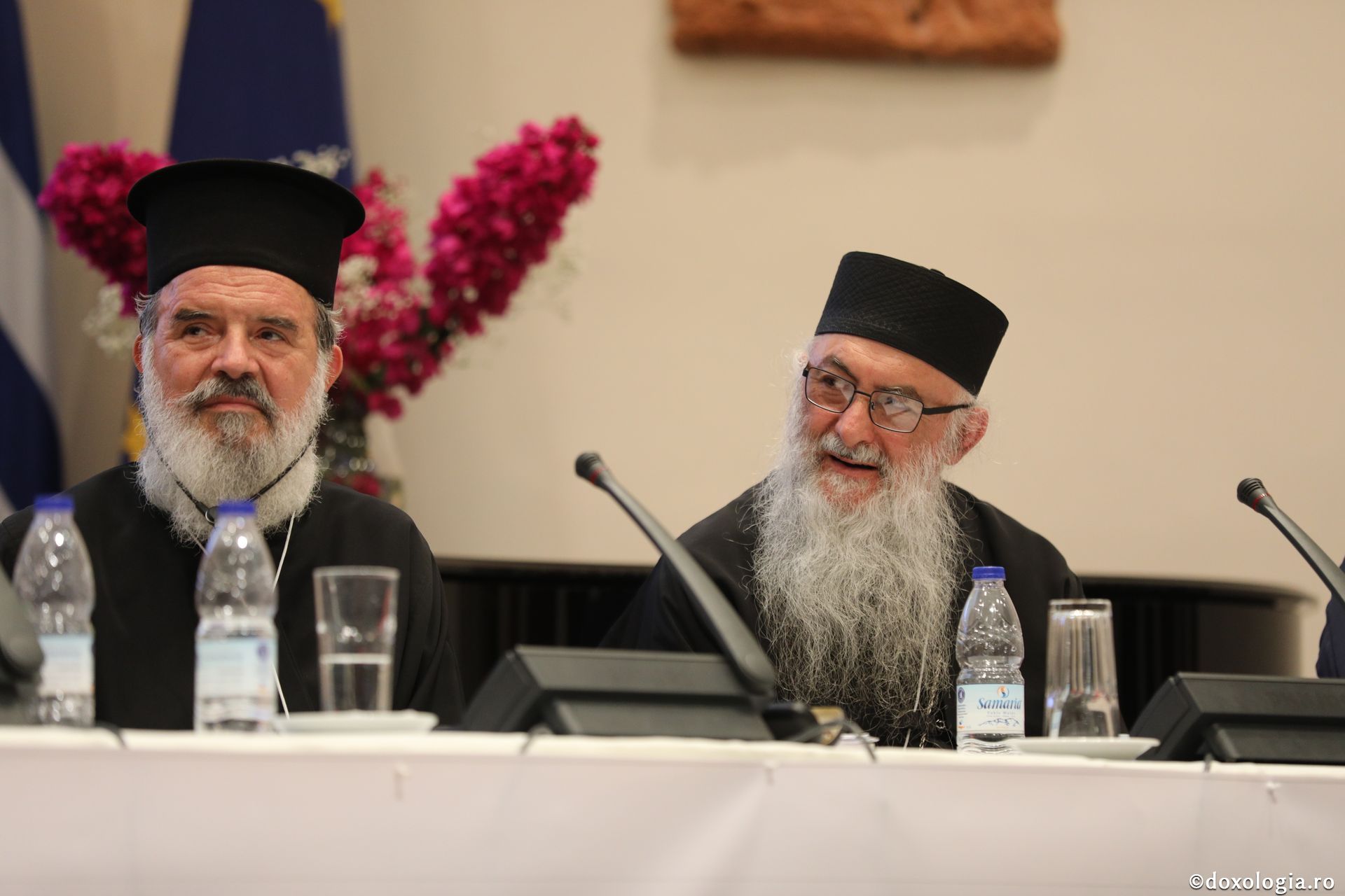 Părintele Zaharia Zaharou, la DMOPC18: „Tehnologia digitală Îi slujește sau Îl înlătură pe Dumnezeu din Biserică?”