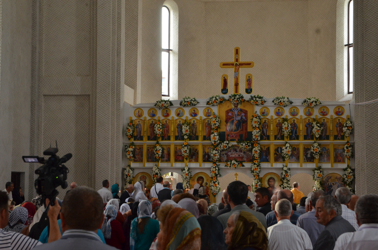 Catedrala „Învierea Domnului” din Fălticeni, sfințită în prezența a 3000 de credincioși