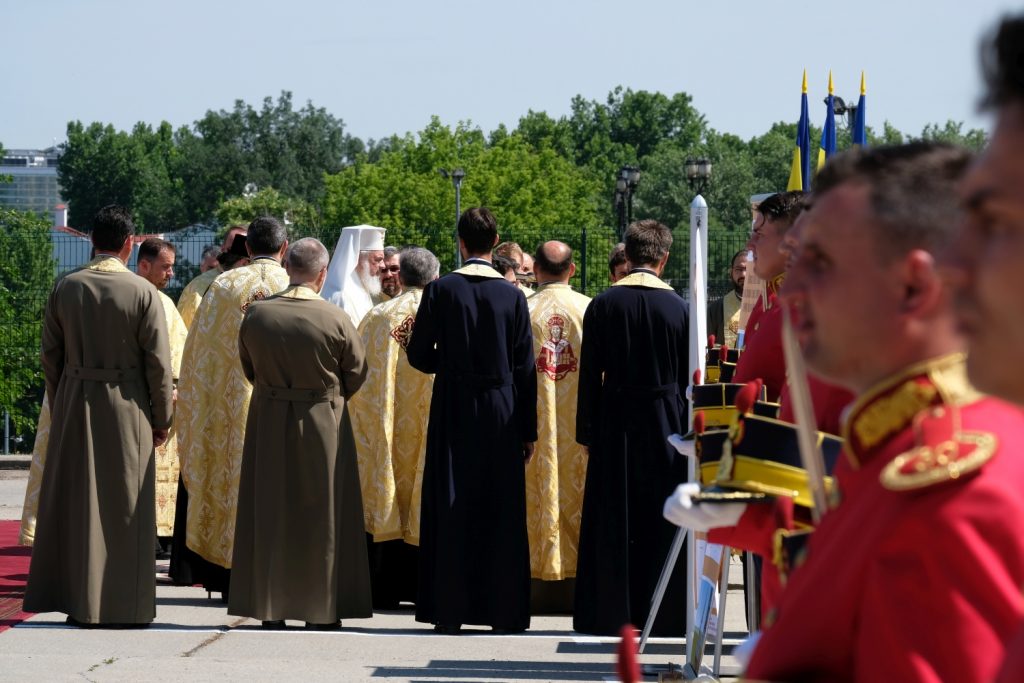 Părintele Patriarh Daniel a sfinţit piatra de temelie pentru o biserică din cadrul Ministerului Apărării Naţionale