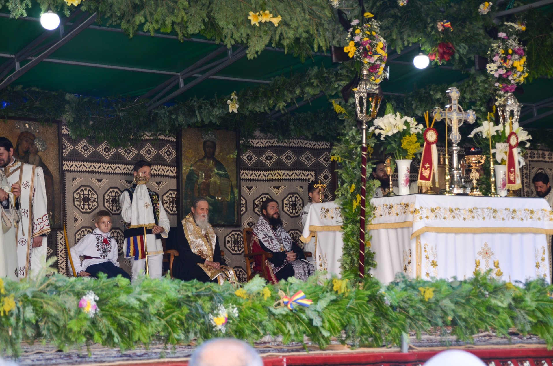 Hramul cel mare al Sucevei: „A-l iubi pe celălalt este o purtare de cruce continuă”