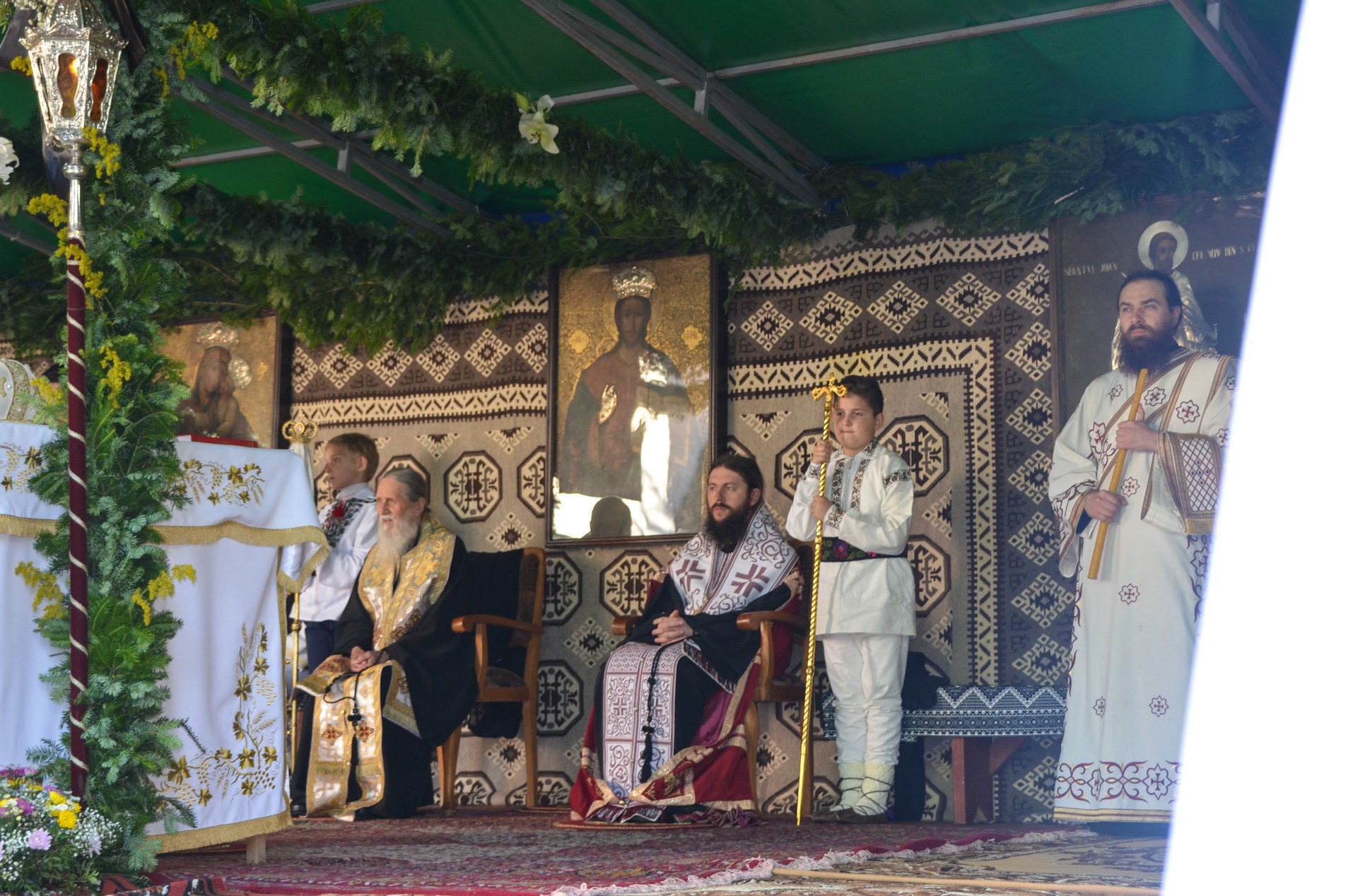 Hramul cel mare al Sucevei: „A-l iubi pe celălalt este o purtare de cruce continuă”