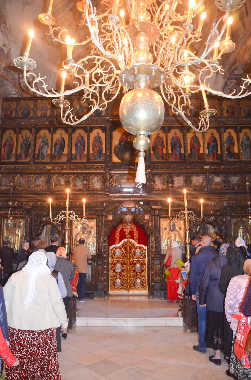 Hramul cel mare al Sucevei: „A-l iubi pe celălalt este o purtare de cruce continuă”