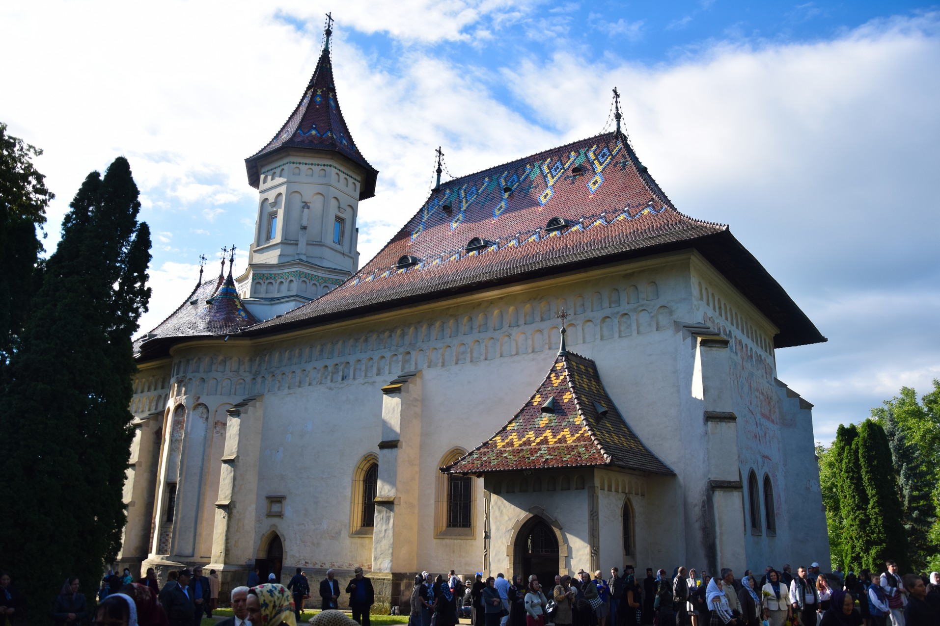 Hramul cel mare al Sucevei: „A-l iubi pe celălalt este o purtare de cruce continuă”