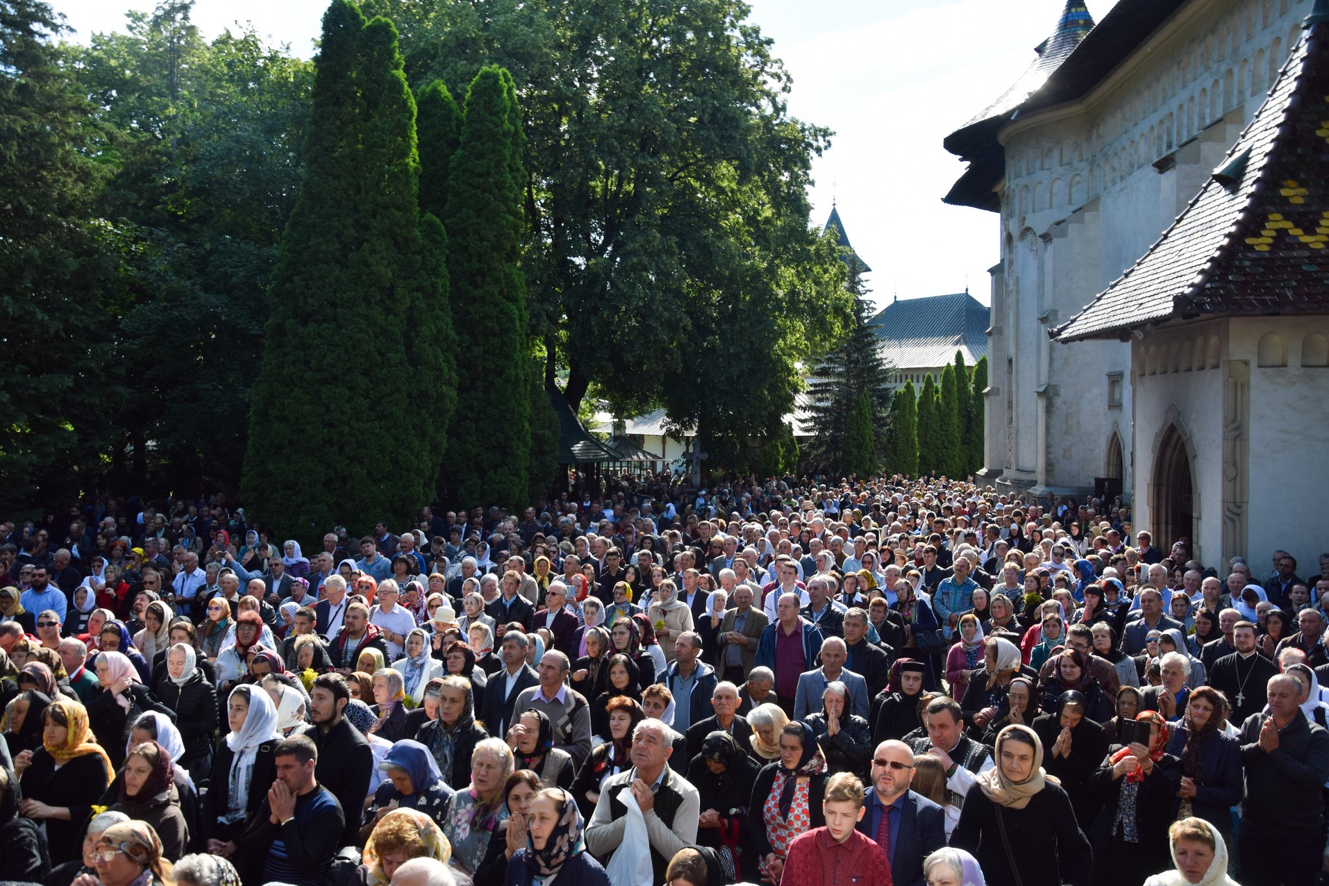 Hramul cel mare al Sucevei: „A-l iubi pe celălalt este o purtare de cruce continuă”