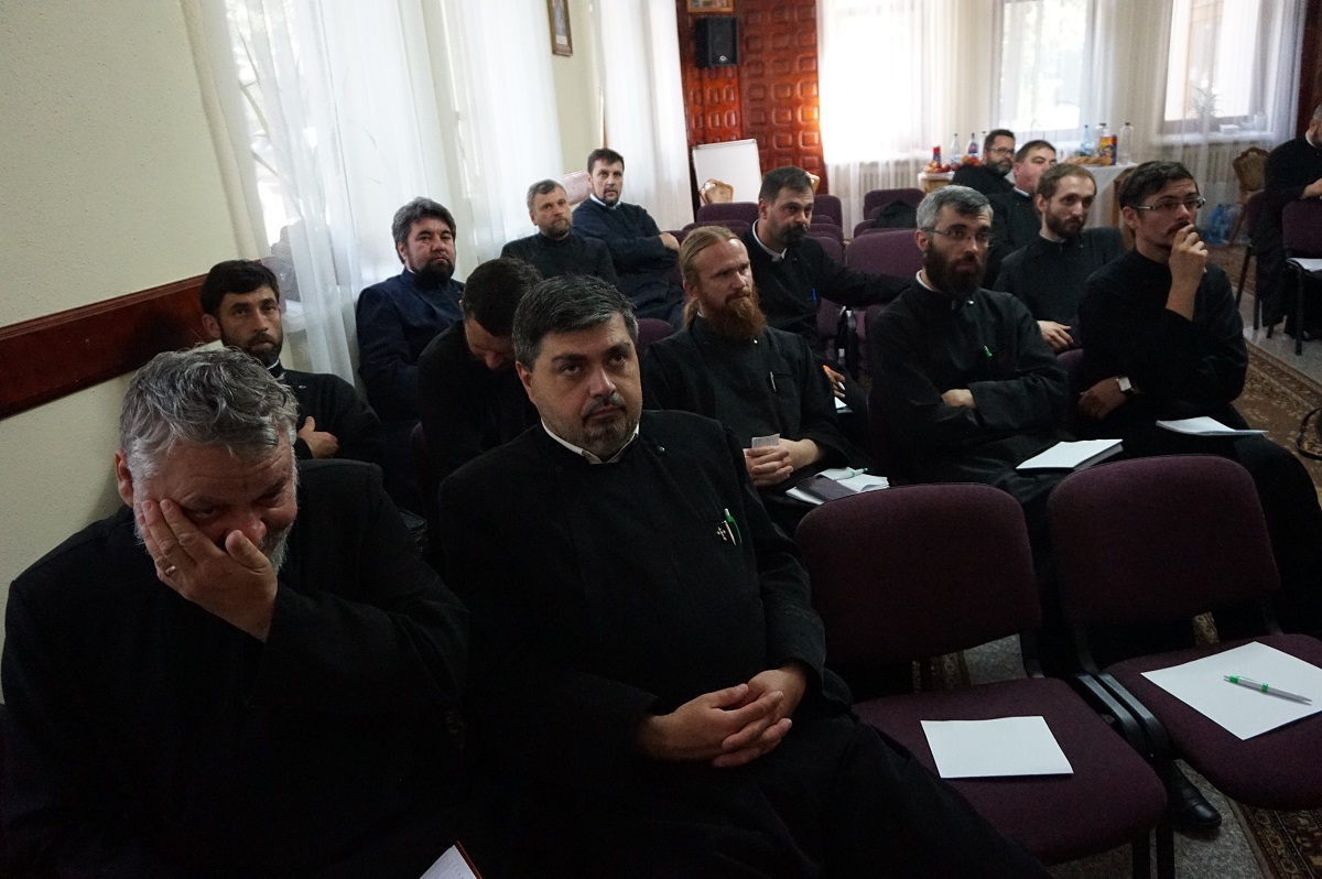 Activitate formativă pentru preoţii din Arhiepiscopia Iaşilor
