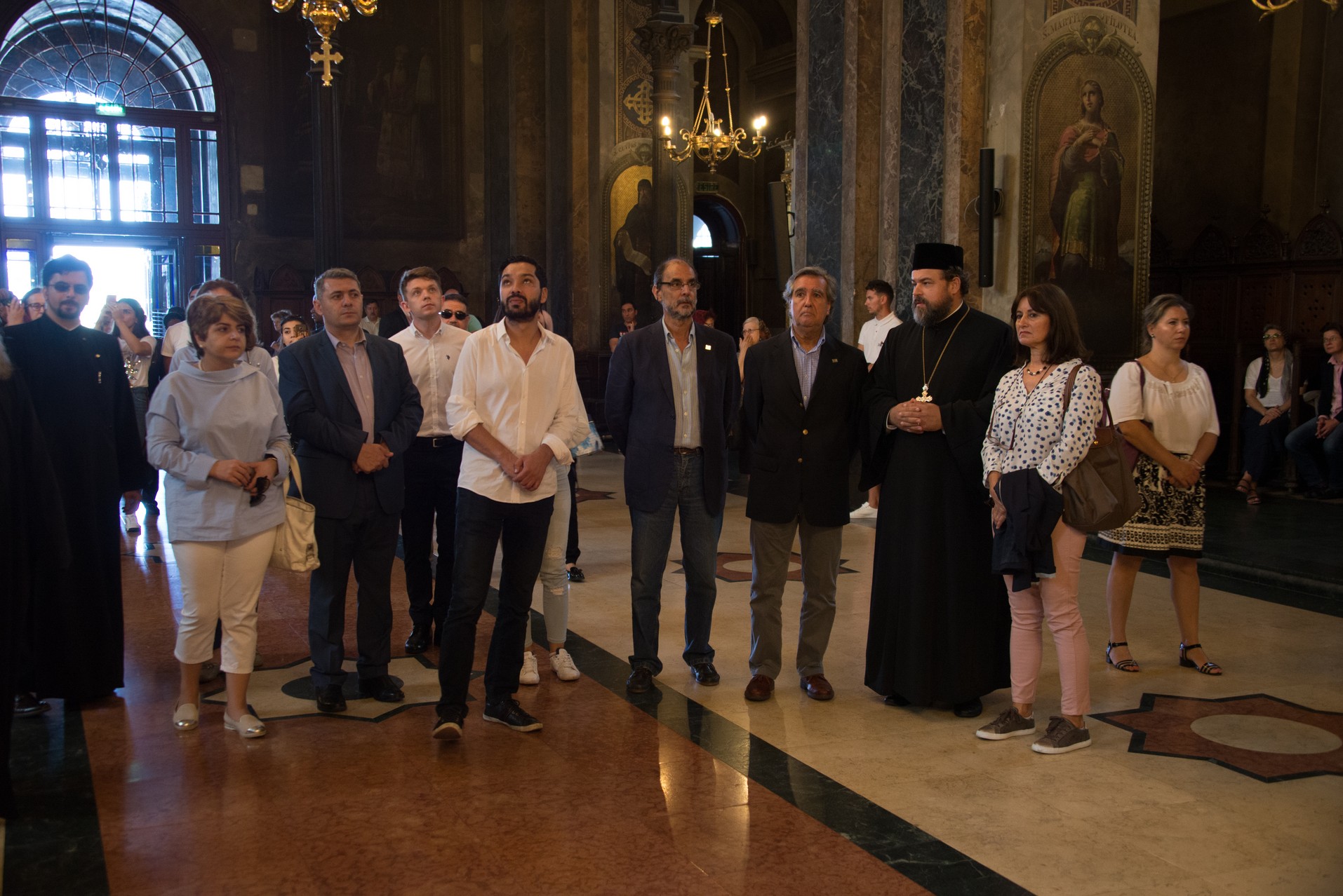 Reprezentanți din 22 de ambasade, în vizită la Ansamblul Mitropolitan din Iași
