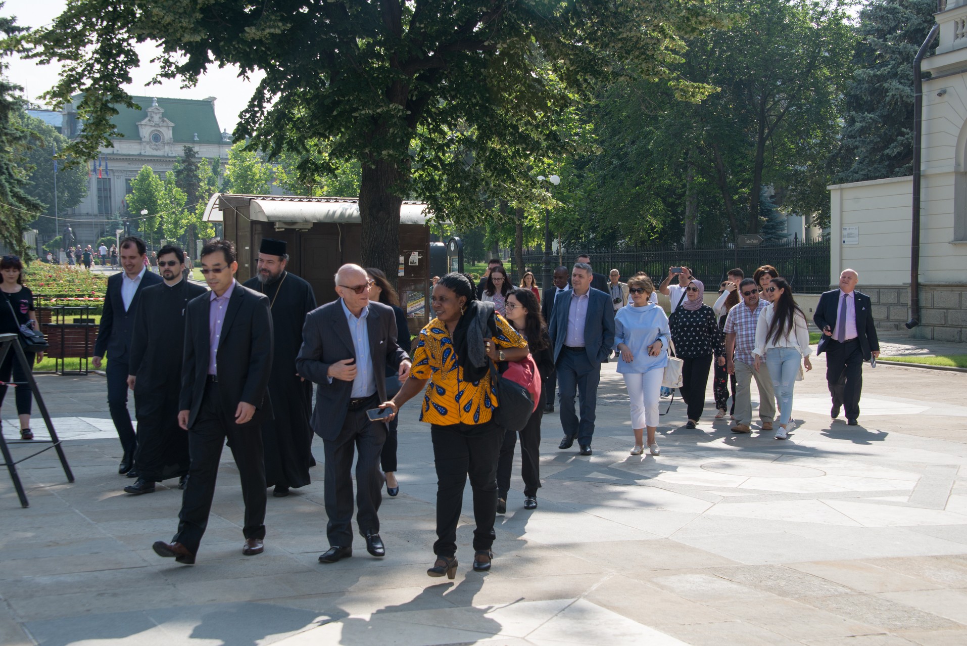 Reprezentanți din 22 de ambasade, în vizită la Ansamblul Mitropolitan din Iași