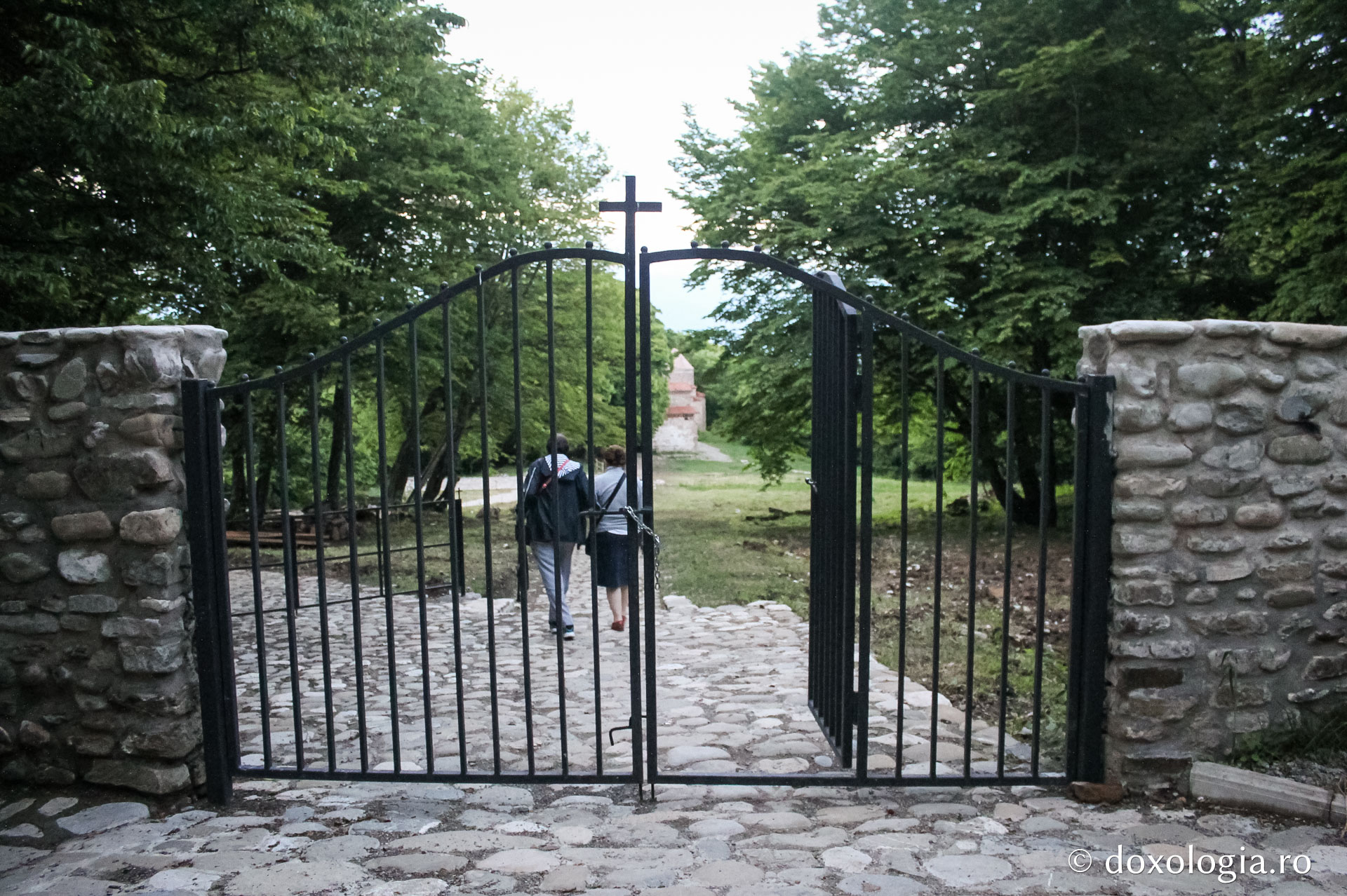 (Foto) Dzveli Shuamta – mănăstirea cea veche din Shuamta, Georgia