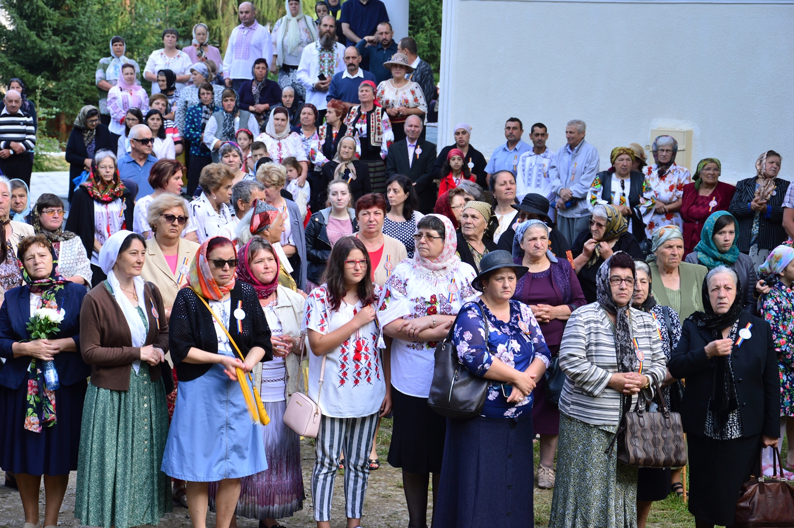 Biserica Parohiei Ciobănuş-Straja, sfinţită de doi ierarhi
