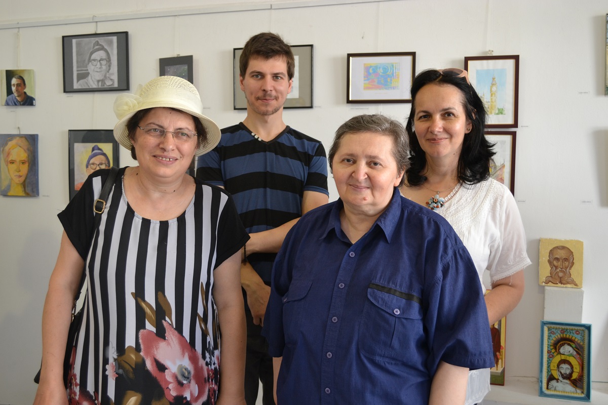 „Iluminări din Nevăzut” - expoziţie a studenţilor teologi ieşeni la Galeriile de Artă „Nicolae Tonitza”