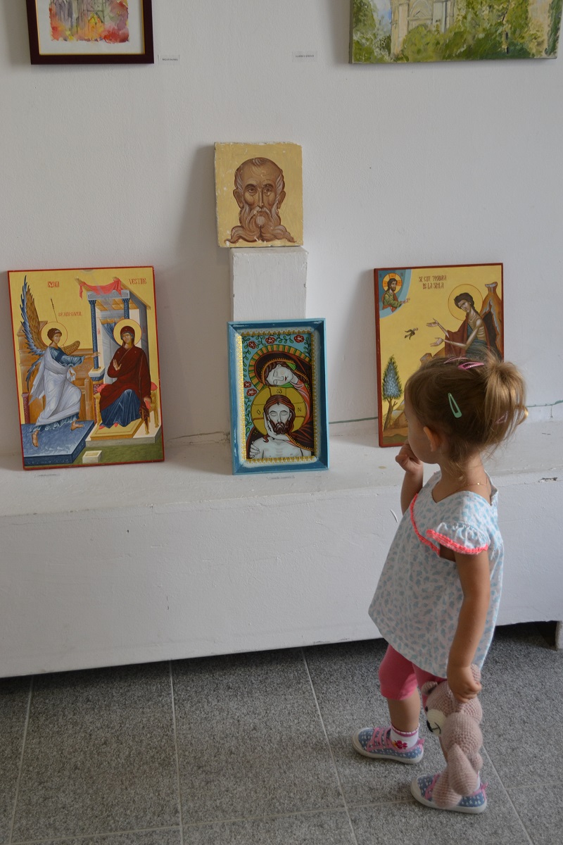 „Iluminări din Nevăzut” - expoziţie a studenţilor teologi ieşeni la Galeriile de Artă „Nicolae Tonitza”