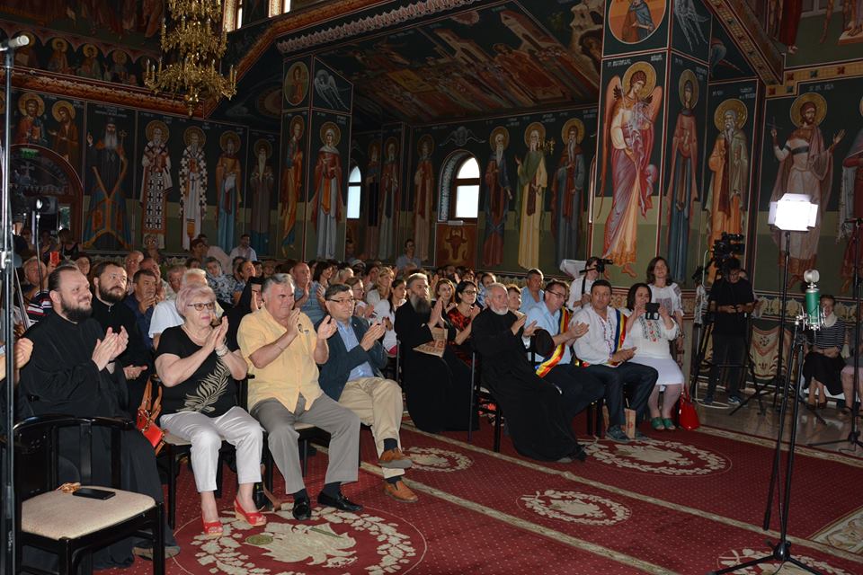 Concert Coral Internaţional, în cadrul  Festivalului-Concurs Coral Internaţional pentru Tineret „Gavriil Musicescu”