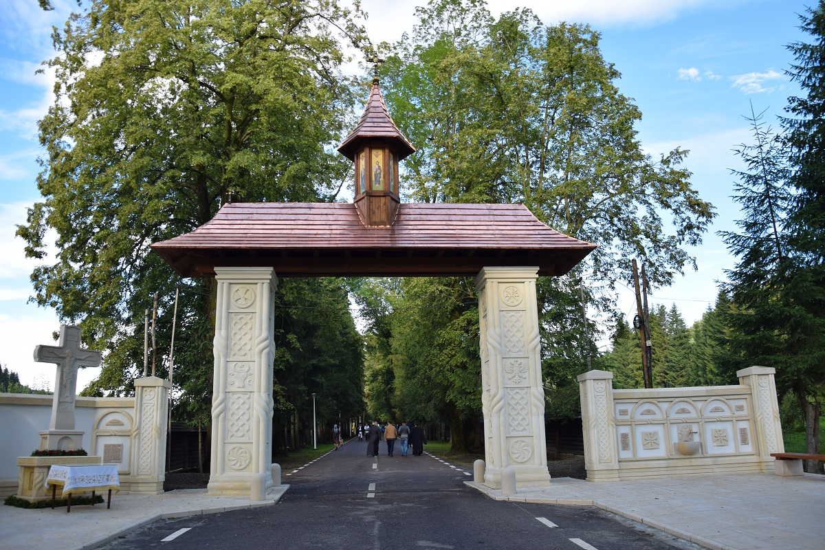 Hram la Mănăstirea Putna: „Astăzi Ștefan ne-a unit pe toți. Cine-i va urma exemplul?”