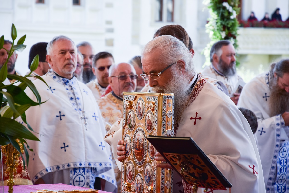 Hram la Mănăstirea Putna: „Astăzi Ștefan ne-a unit pe toți. Cine-i va urma exemplul?”