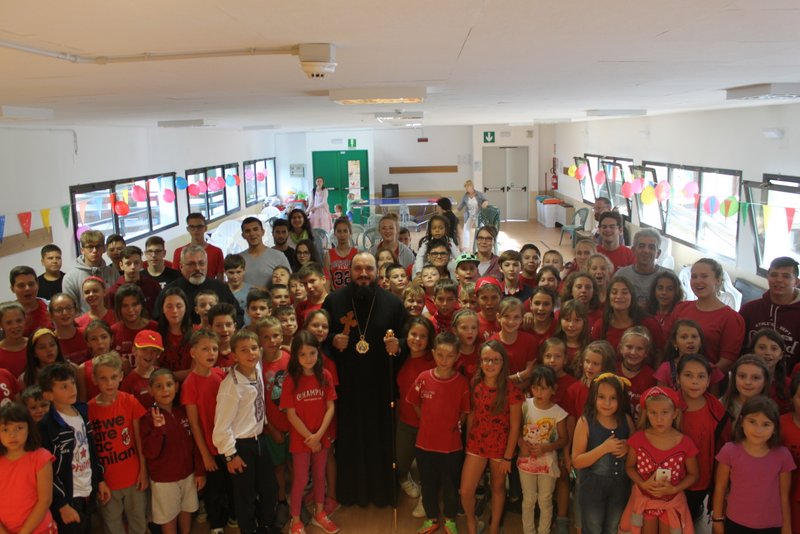 PS Atanasie de Bogdania, în tabără alături de copii