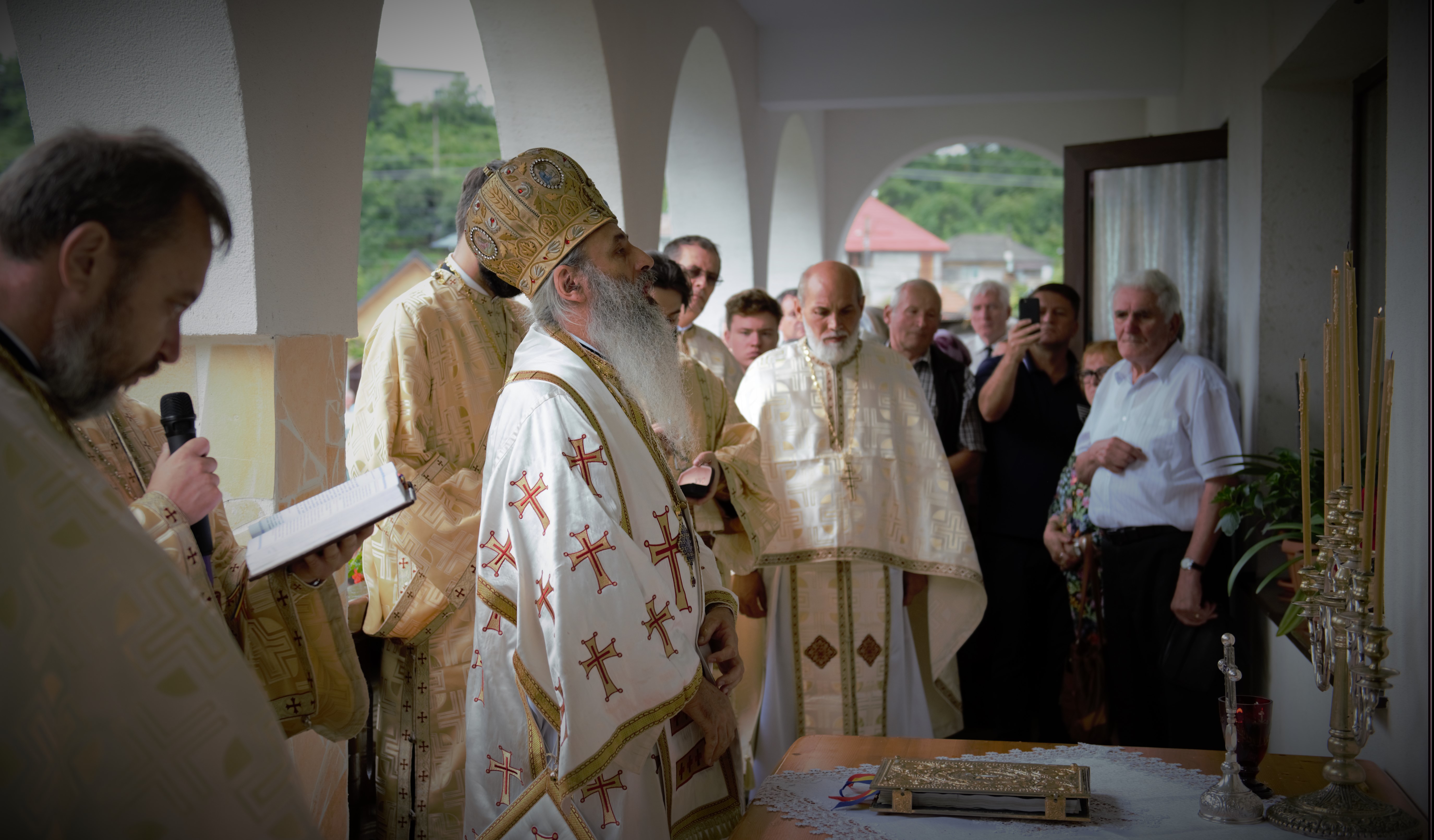 (Video) Binecuvântare arhierească în Cartierul Gara Veche din Piatra Neamț