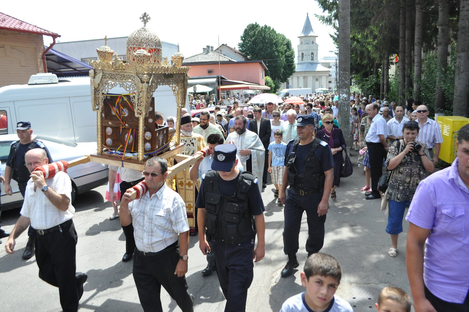 Program liturgic special la hramul Bisericii „Sfântul Ilie” din Fălticeni Program liturgic special la hramul Bisericii „Sfântul Ilie” din Fălticeni