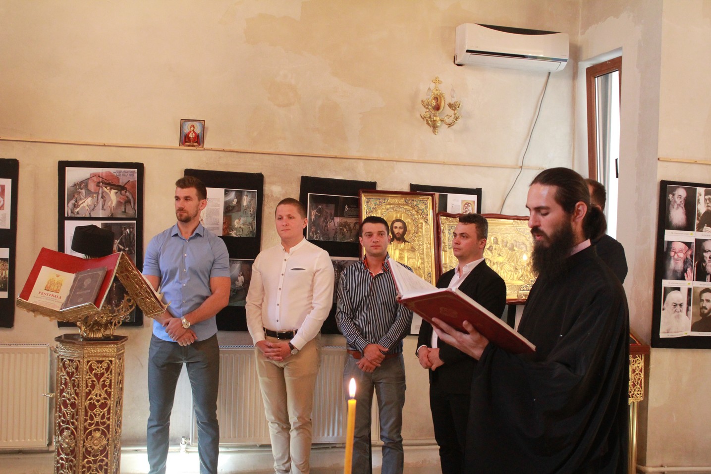 Emoţii deosebite la revederea Promoţiei 2008, la Seminarul Teologic Dorohoi