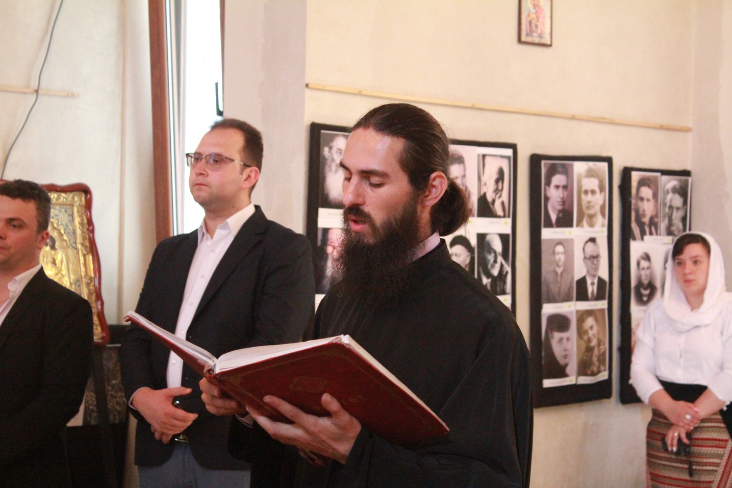 Emoţii deosebite la revederea Promoţiei 2008, la Seminarul Teologic Dorohoi